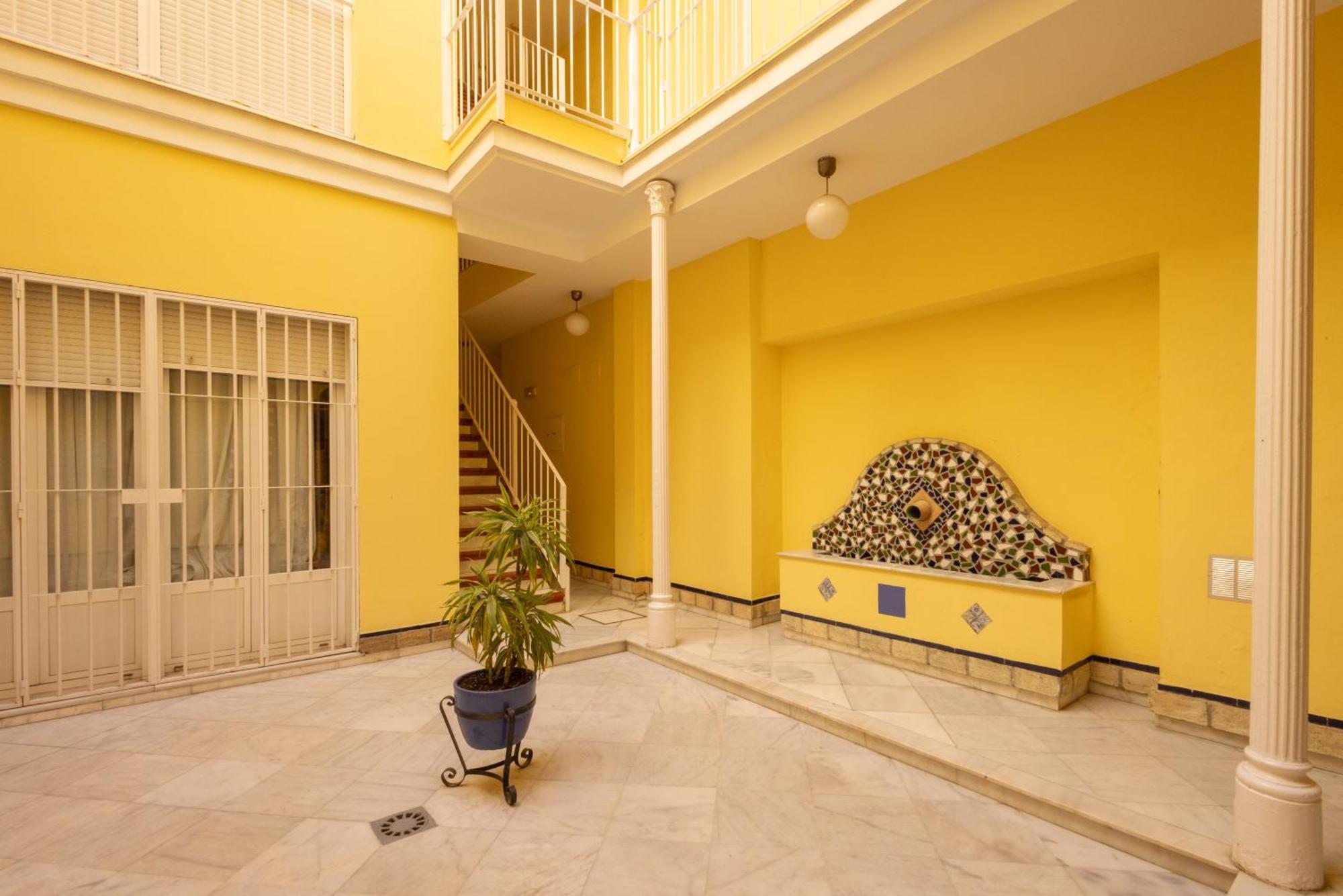 Apartamento Acogedor En Triana Seville Exterior photo